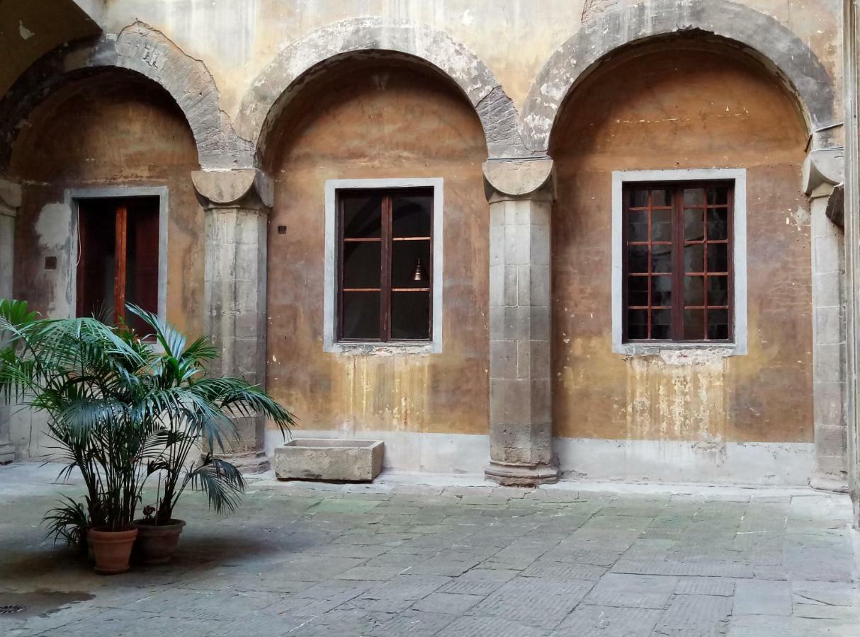 Palazzo Larioni Dei Bardi Apartment Florence Exterior photo